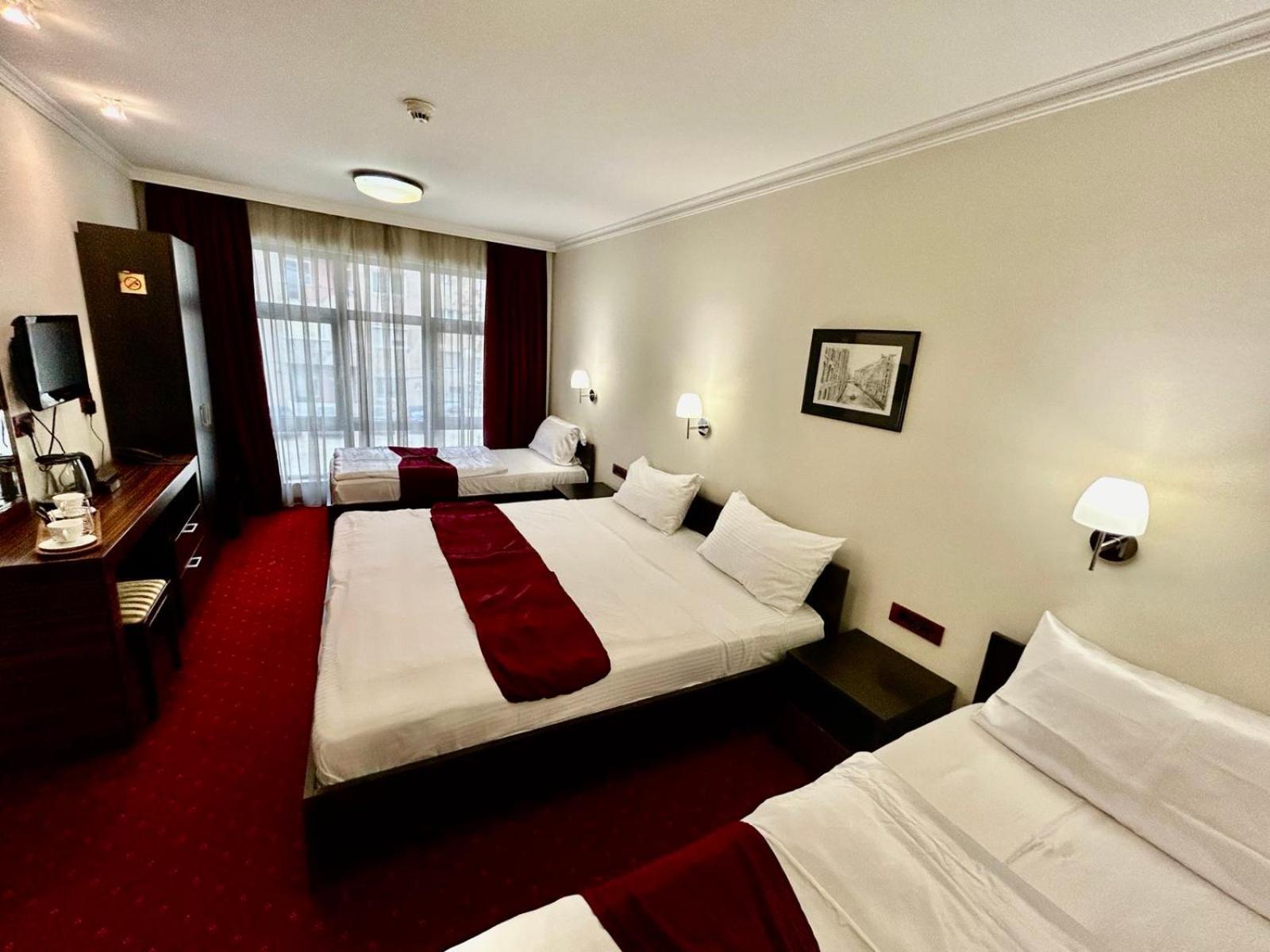 Hotel Hamburg スコピエ エクステリア 写真