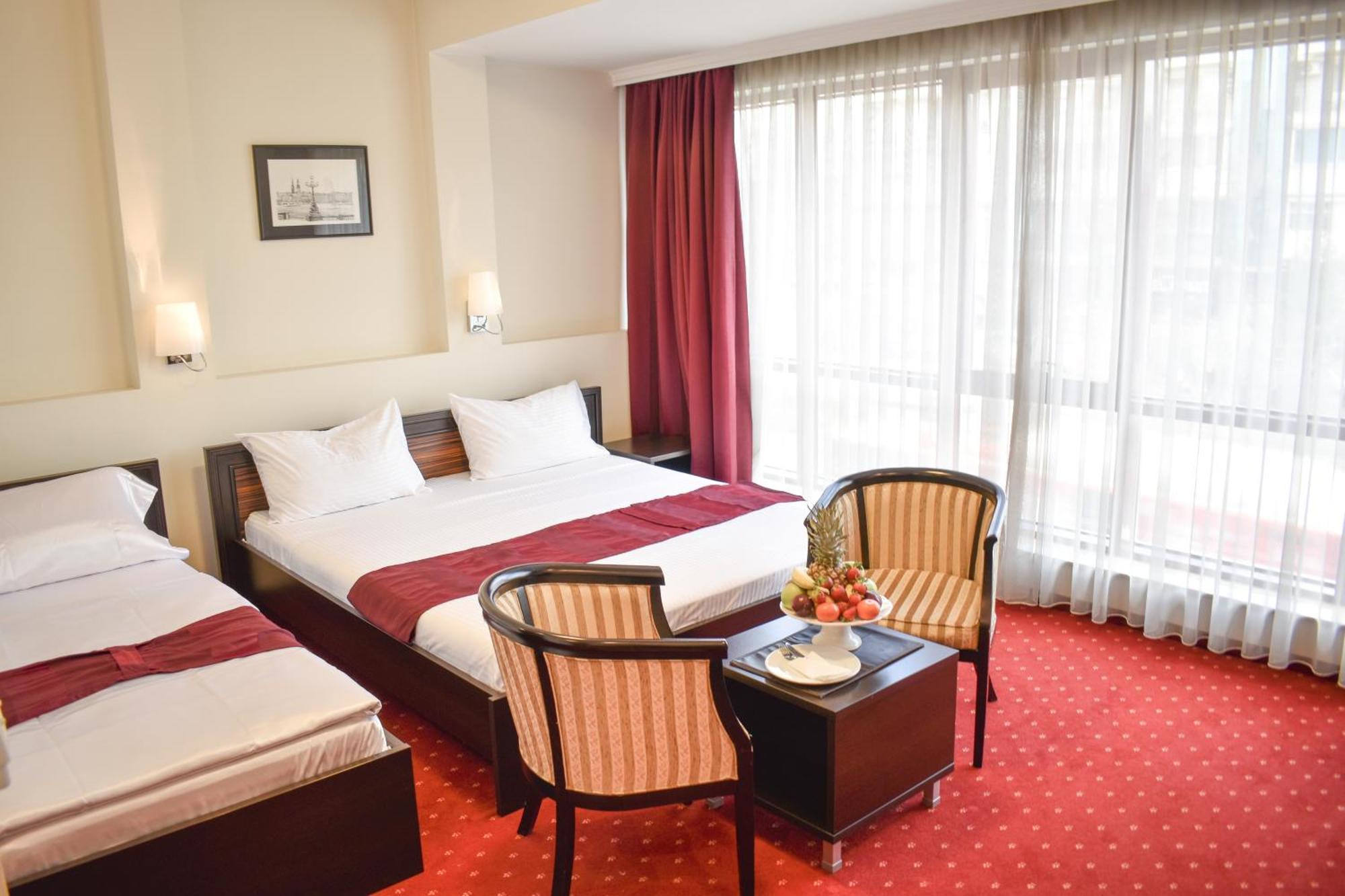 Hotel Hamburg スコピエ エクステリア 写真